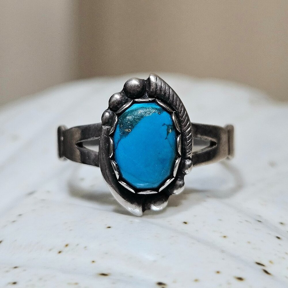 Vintage Southwestern Wheeler Sterling Silver Veined Turquoise Ring Size 6.25